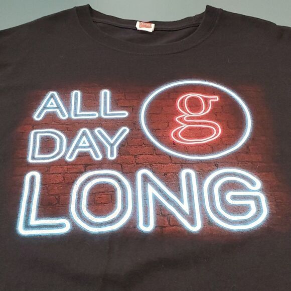 GARTH BROOKS black tee shirt. No size tag. Believe its M/L - Picture 2 of 6